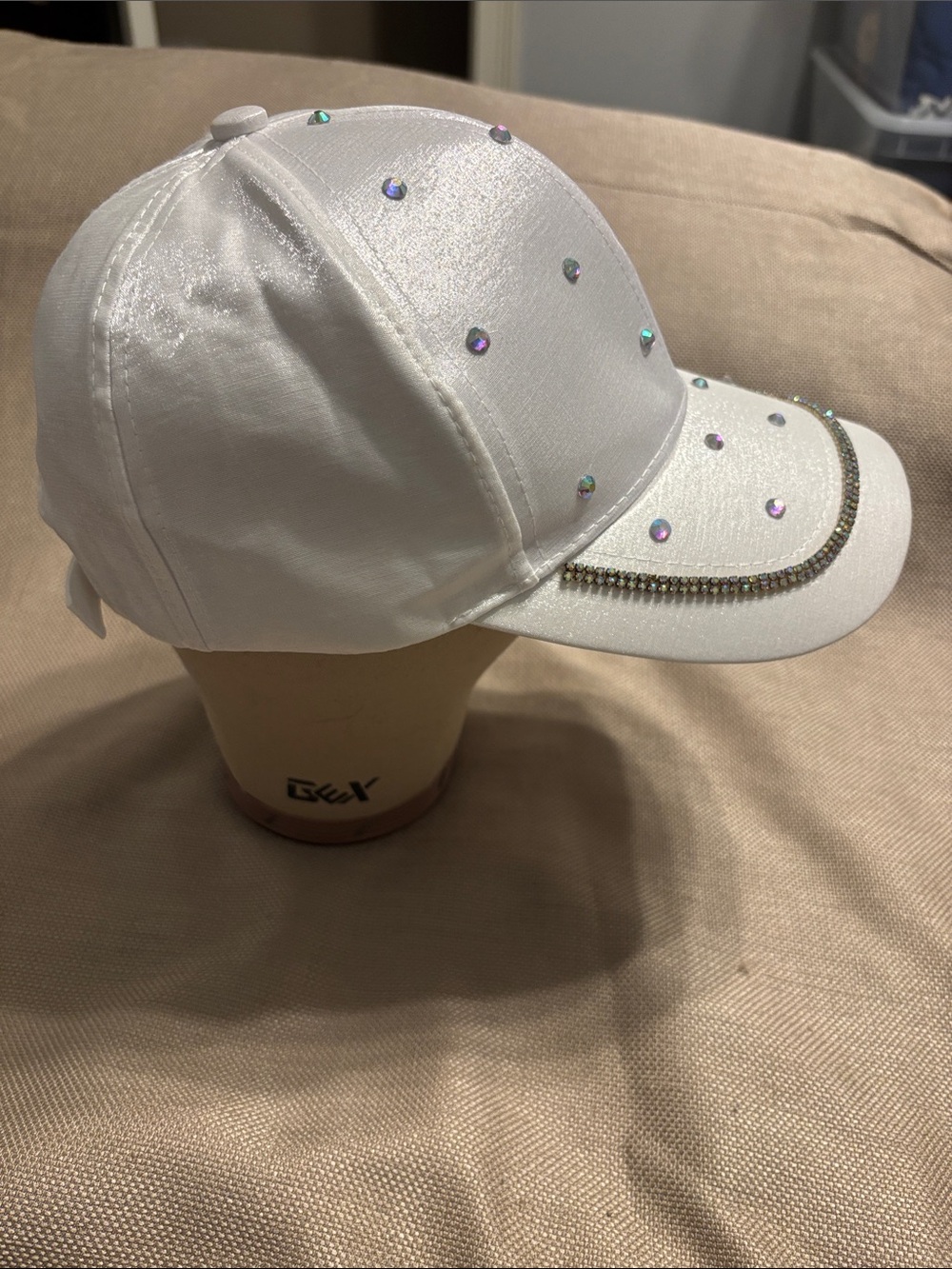 Unbranded Rhinestone Butterfly Cap - Picture 3 of 6